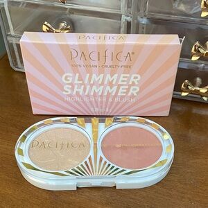🆕 Pacifica Radiant Glow Highlighter & Blush Duo